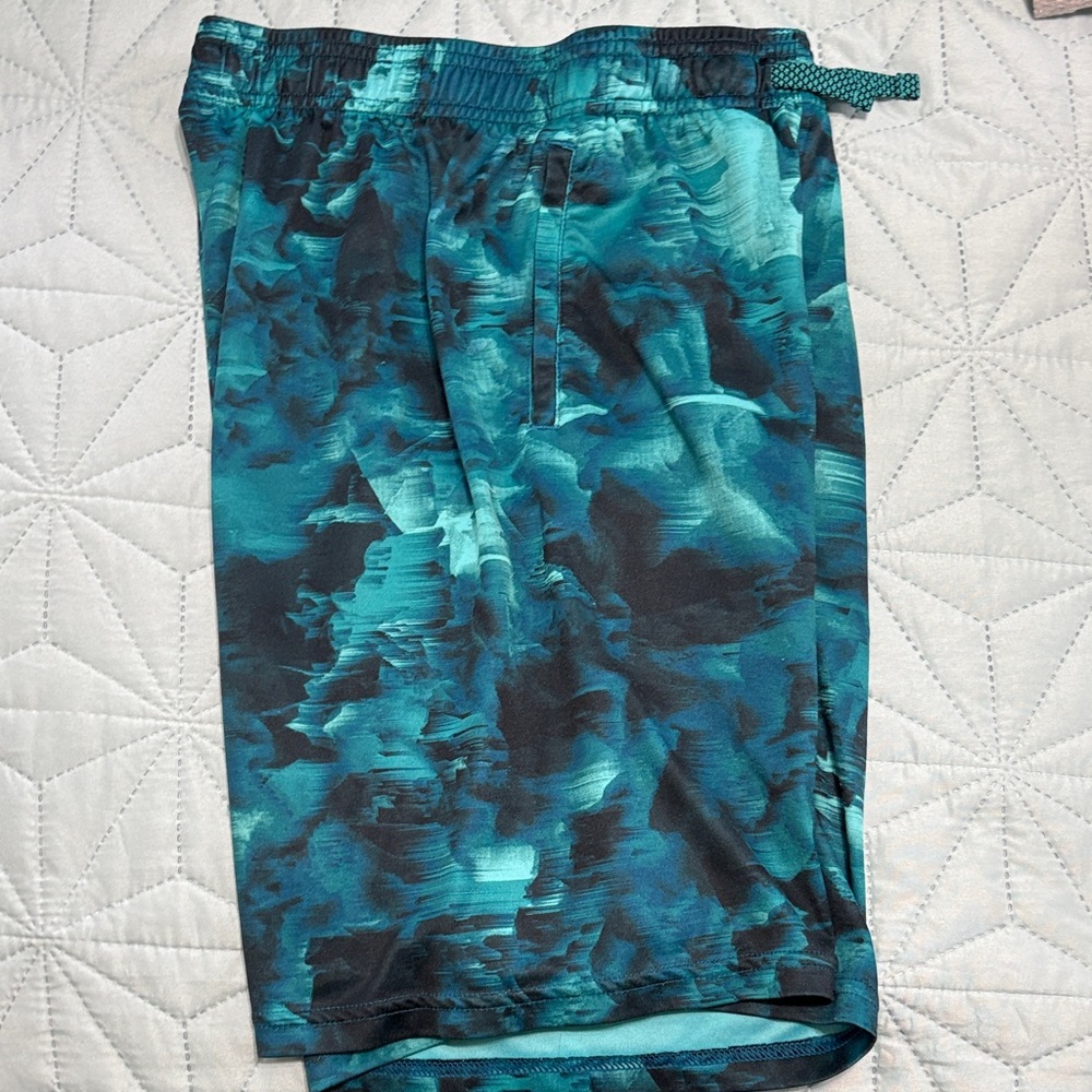 Under Armour Teal and Black Athletic Shorts - Picture 4 of 5
